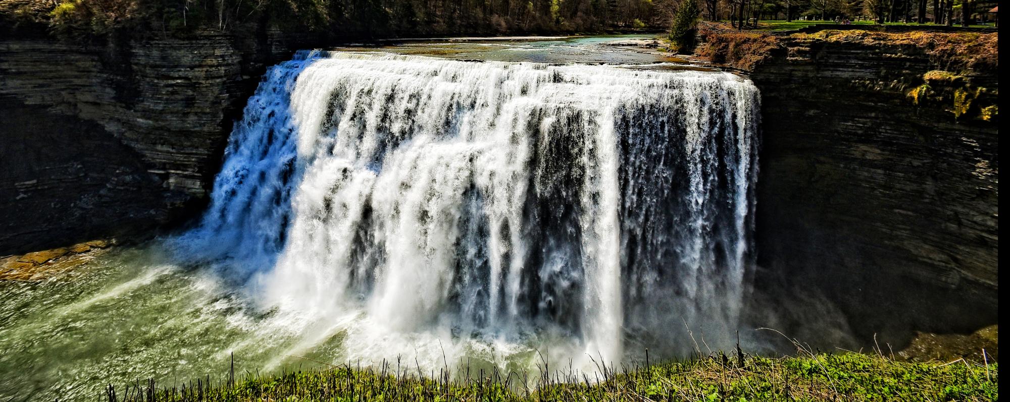 Letchworth Middle Falls ©Larry Tetamore